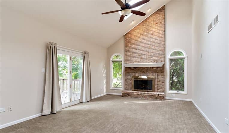 Room before virtual staging